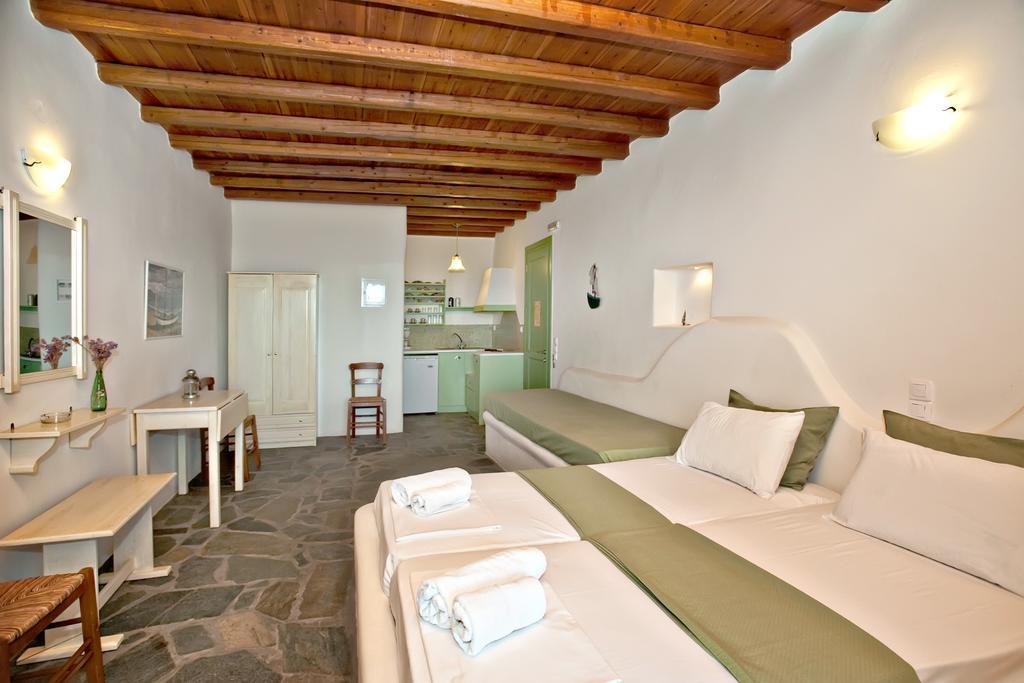Parathyro Sto Aigaio 2 - Small Suites Tínos Zimmer foto